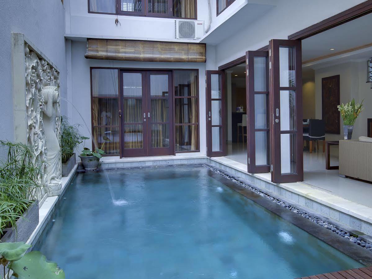 White Lotus Villas Seminyak المظهر الخارجي الصورة
